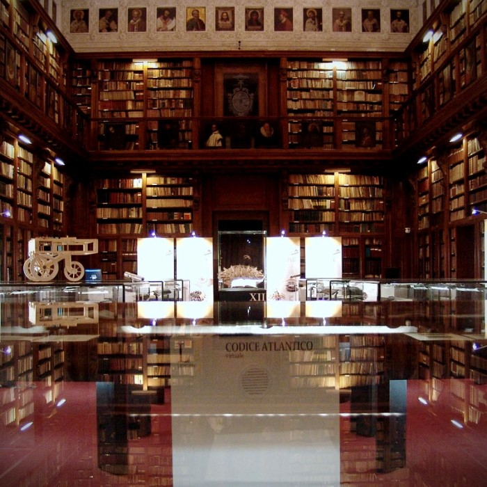 October 2005: Virtual Codex Atlanticus, Milan (Italy)